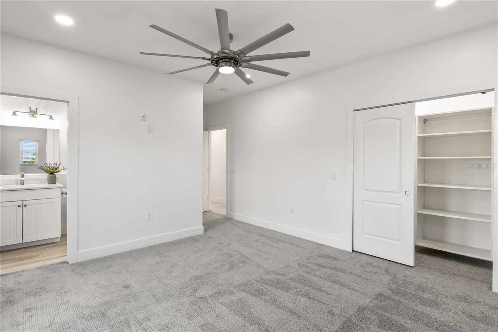 24490 YACHT CLUB BLVD, PUNTA GORDA, FL, 33955