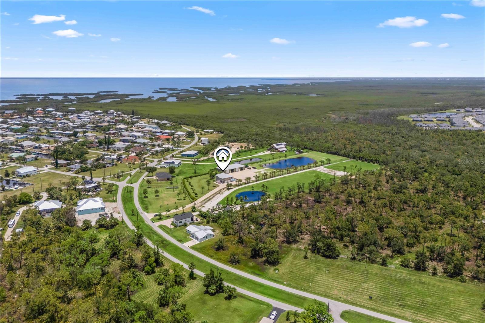 24490 YACHT CLUB BLVD, PUNTA GORDA, FL, 33955