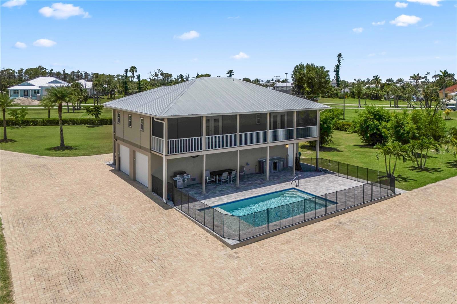 24490 YACHT CLUB BLVD, PUNTA GORDA, FL, 33955