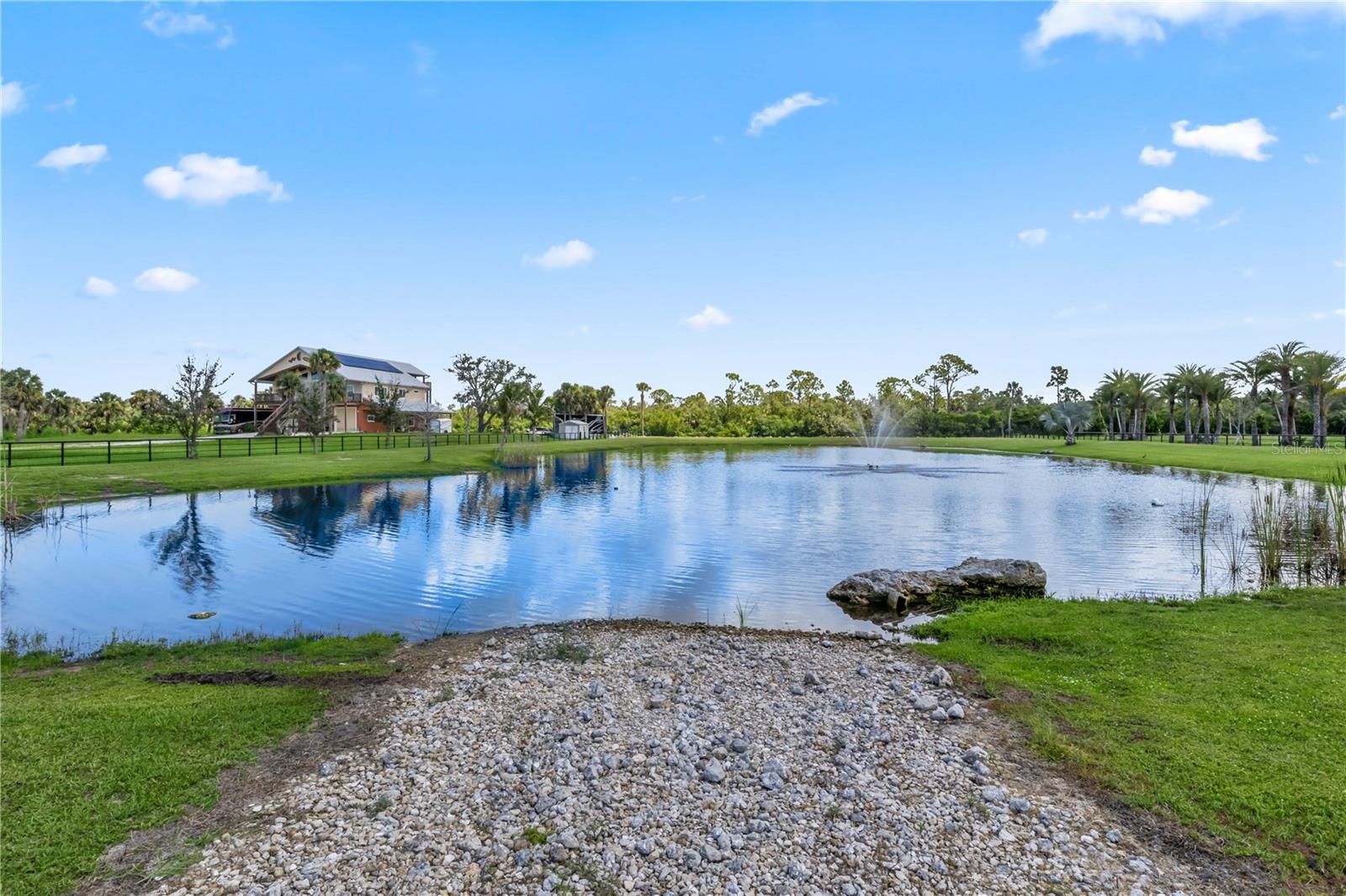 24490 YACHT CLUB BLVD, PUNTA GORDA, FL, 33955