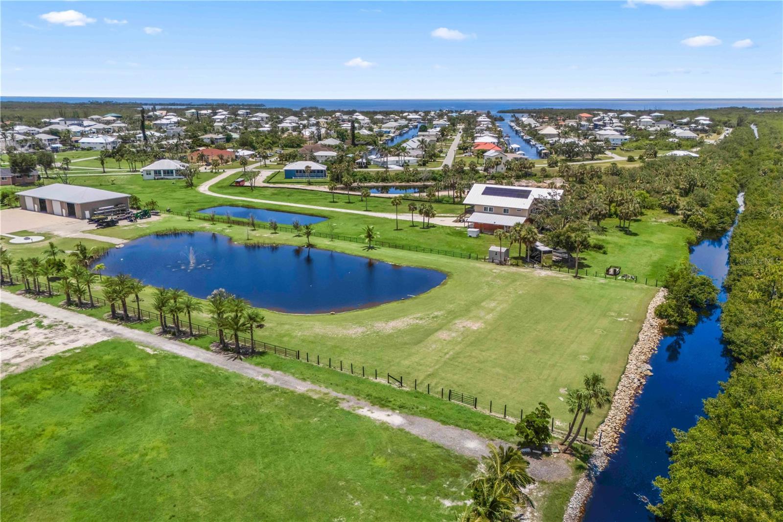 24490 YACHT CLUB BLVD, PUNTA GORDA, FL, 33955