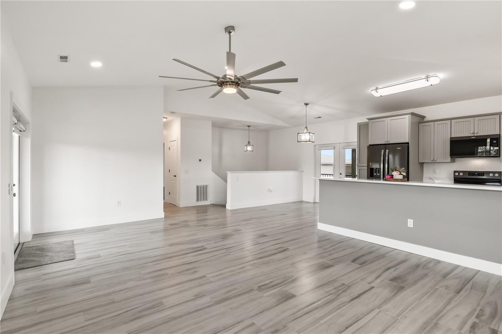 24490 YACHT CLUB BLVD, PUNTA GORDA, FL, 33955