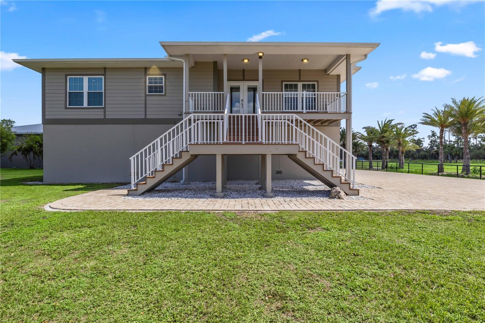 24490 YACHT CLUB BLVD, PUNTA GORDA, FL, 33955