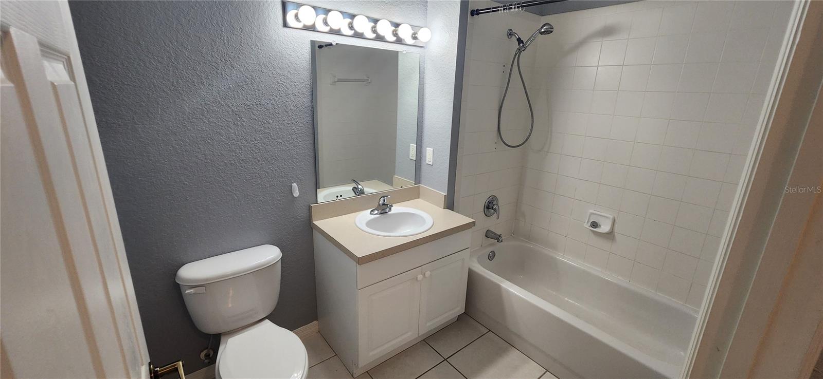 3962 MEDITERRANEA CIR #423, SARASOTA, FL, 34233