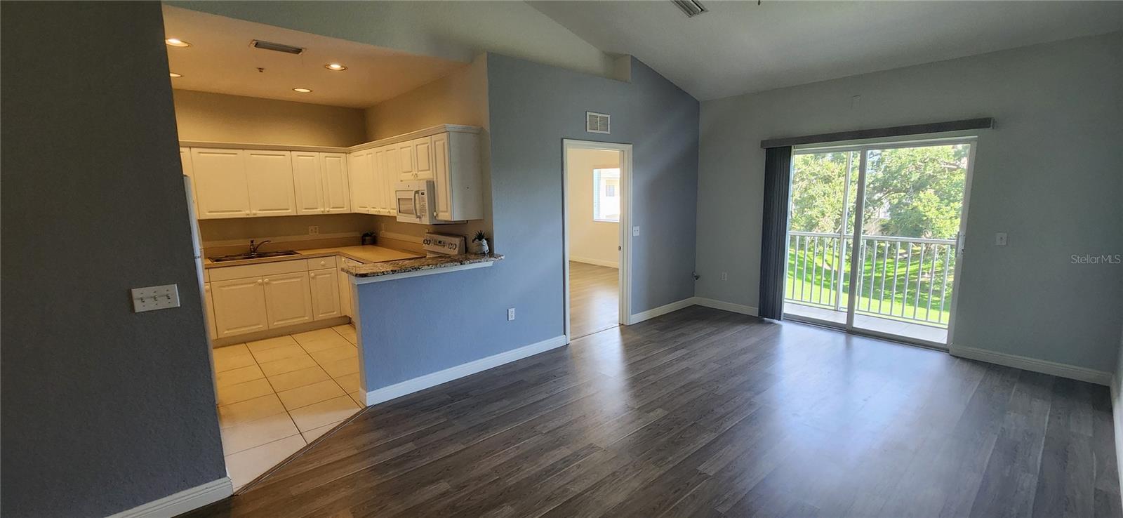 3962 MEDITERRANEA CIR #423, SARASOTA, FL, 34233