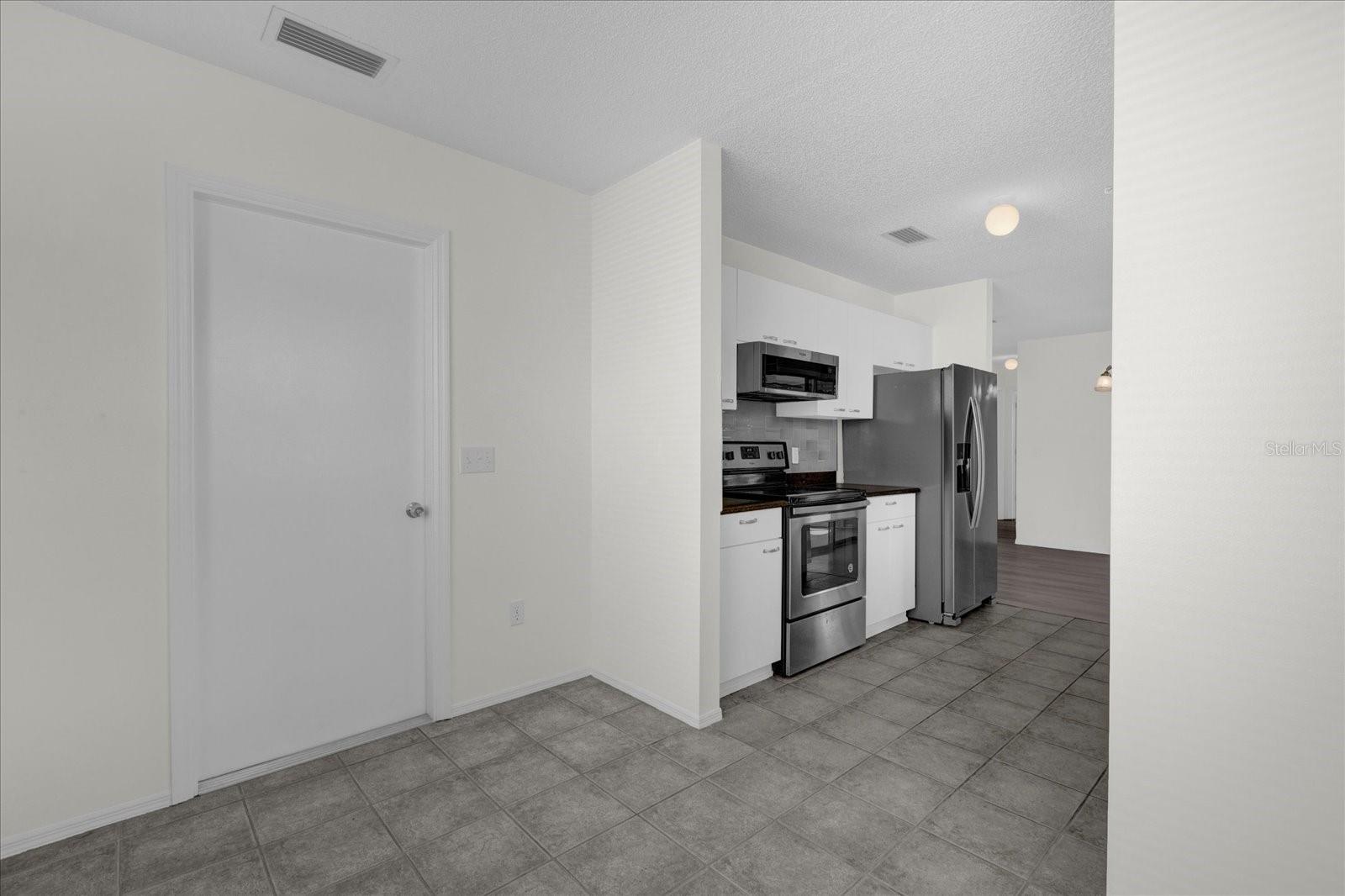 231 JUAREZ WAY, LADY LAKE, FL, 32159