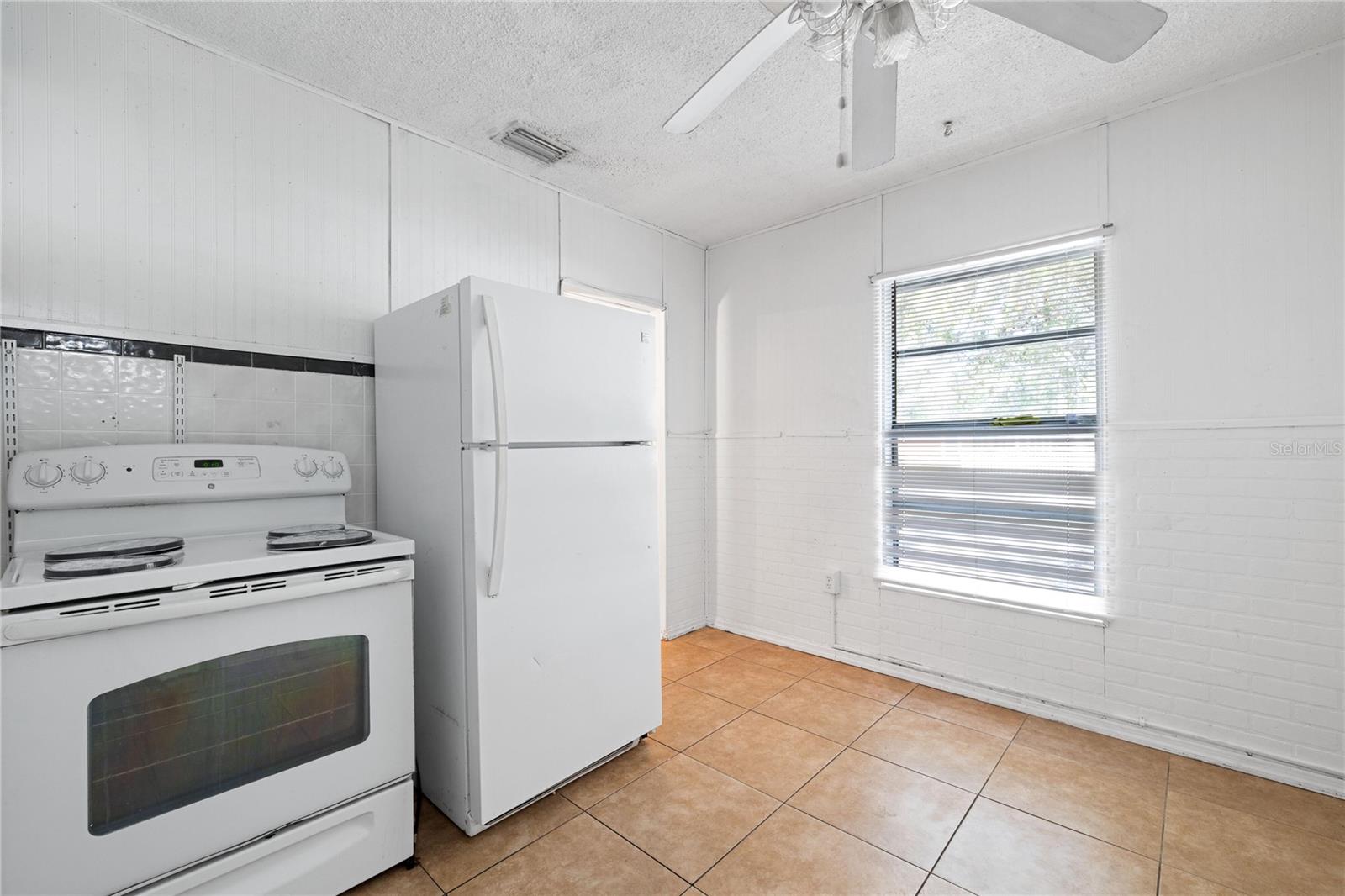 7725 UDINE AVE, ORLANDO, FL, 32819