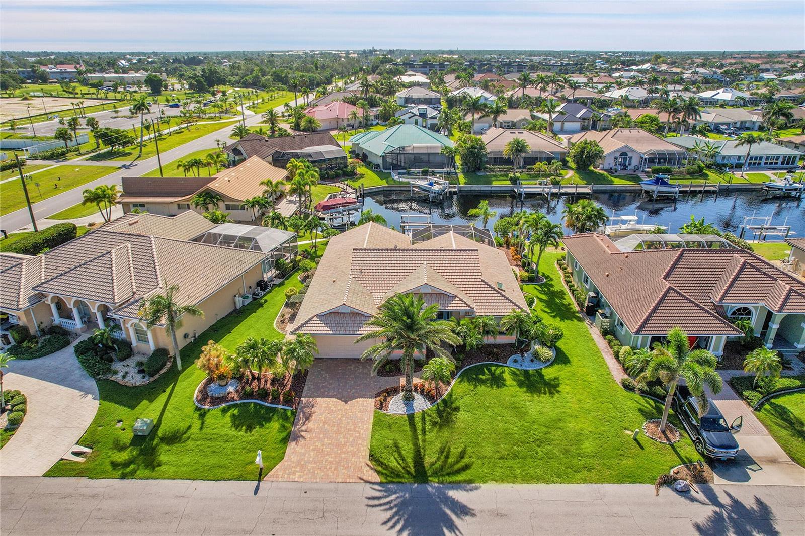 310 CAICOS DR, PUNTA GORDA, FL, 33950