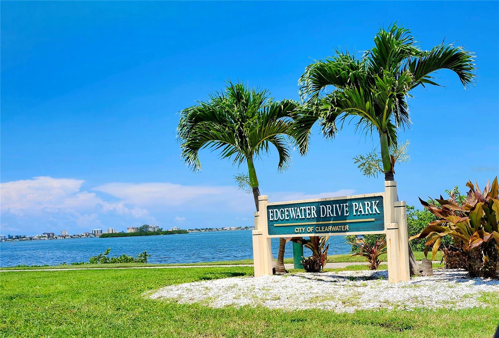 1925 OVERBROOK AVE, CLEARWATER, FL, 33755