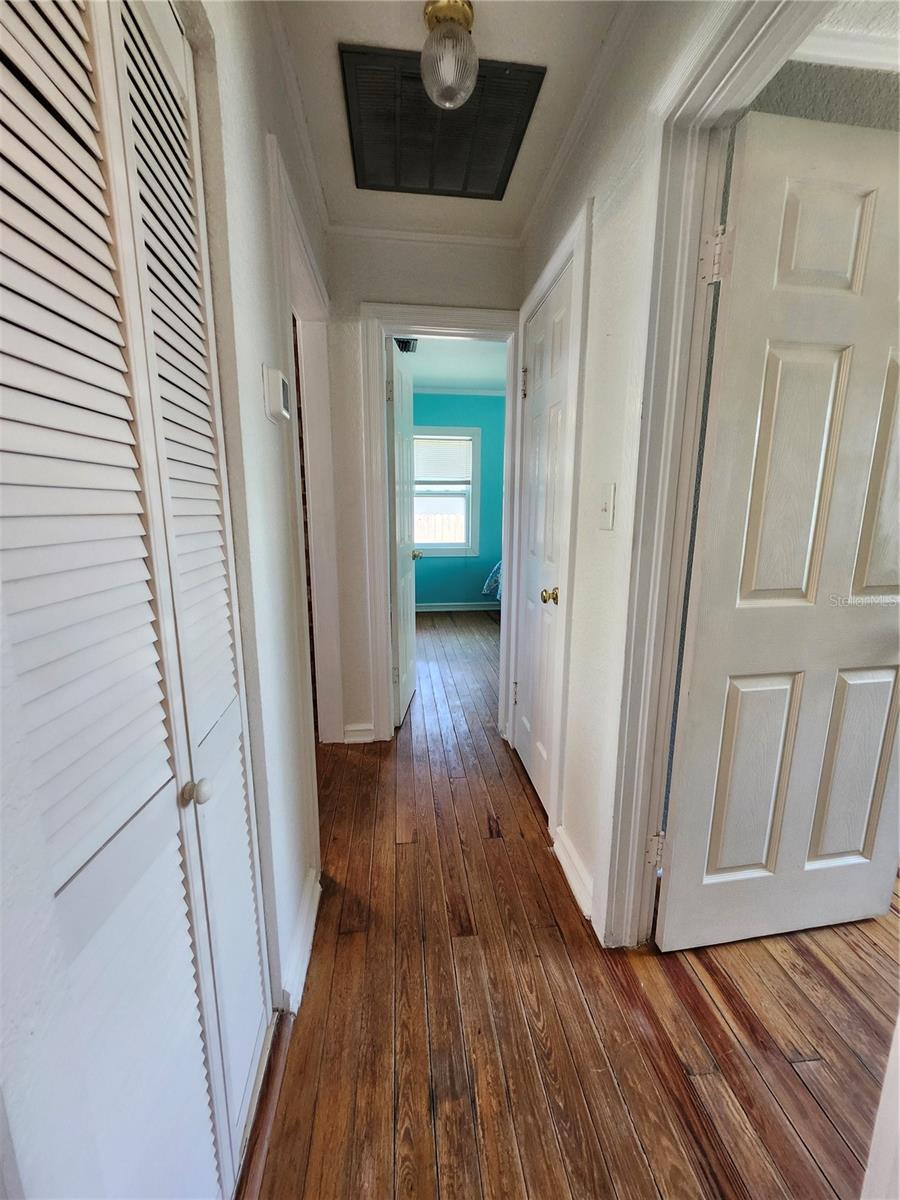 1925 OVERBROOK AVE, CLEARWATER, FL, 33755