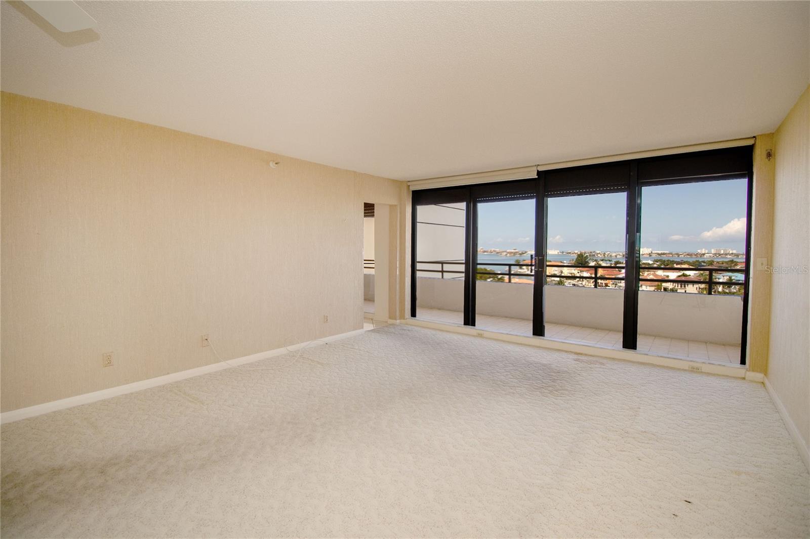 5950 PELICAN BAY PLZ S #1004, GULFPORT, FL, 33707