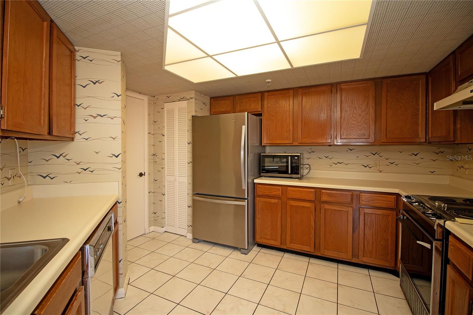 5950 PELICAN BAY PLZ S #1004, GULFPORT, FL, 33707