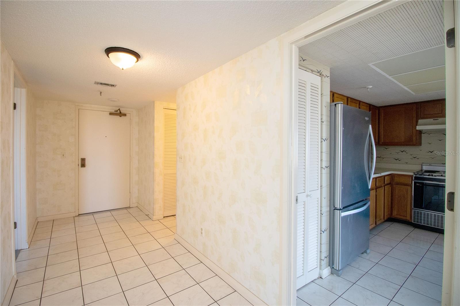 5950 PELICAN BAY PLZ S #1004, GULFPORT, FL, 33707