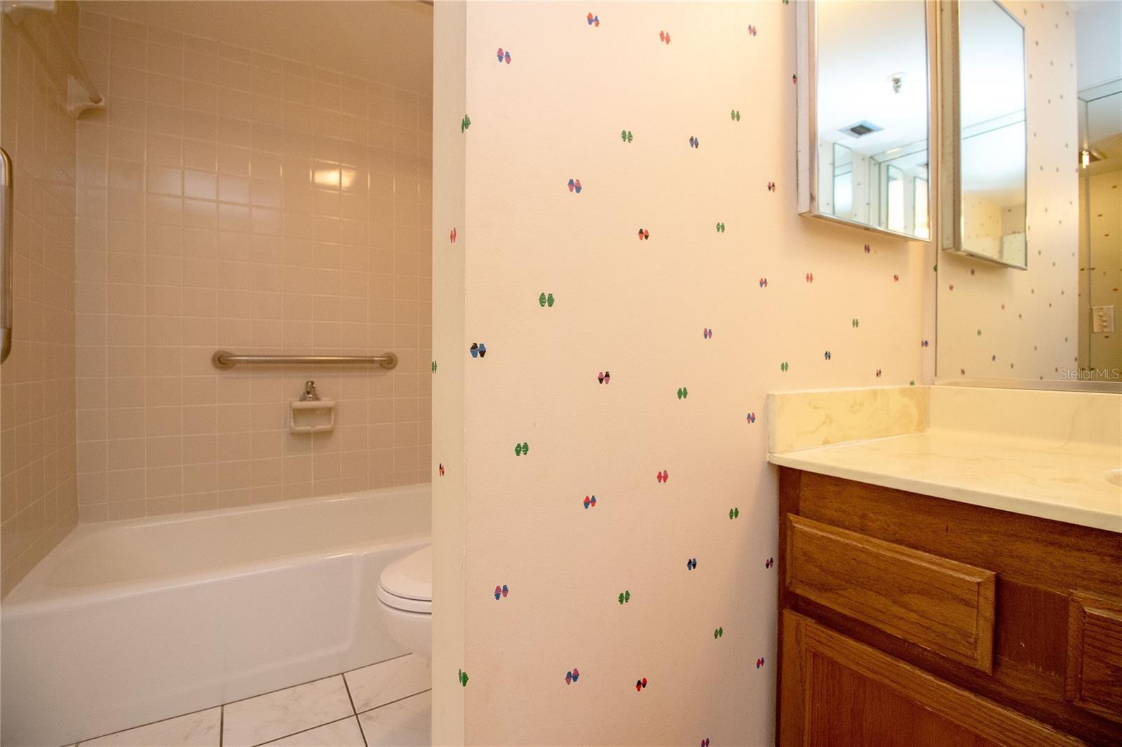 5950 PELICAN BAY PLZ S #1004, GULFPORT, FL, 33707