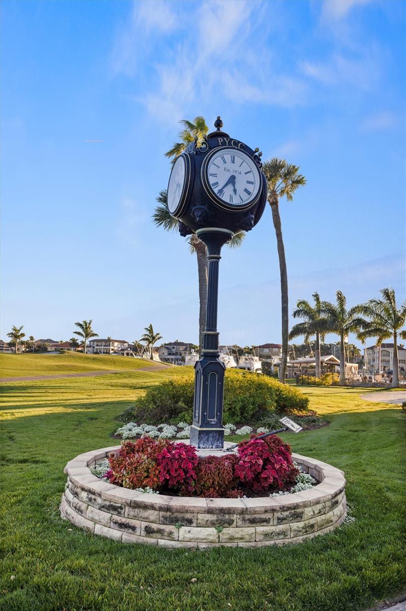 5950 PELICAN BAY PLZ S #1004, GULFPORT, FL, 33707