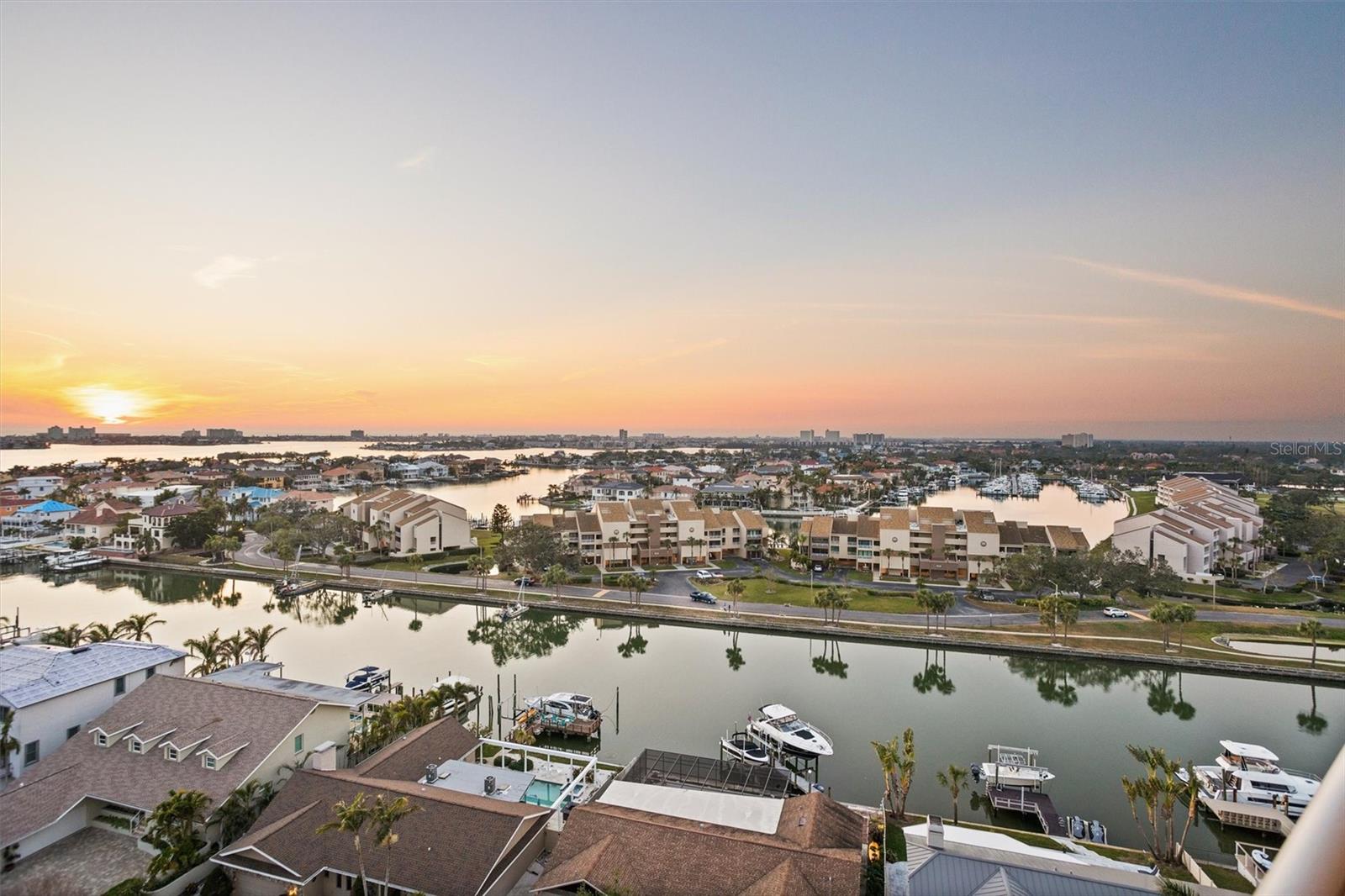 5950 PELICAN BAY PLZ S #1004, GULFPORT, FL, 33707