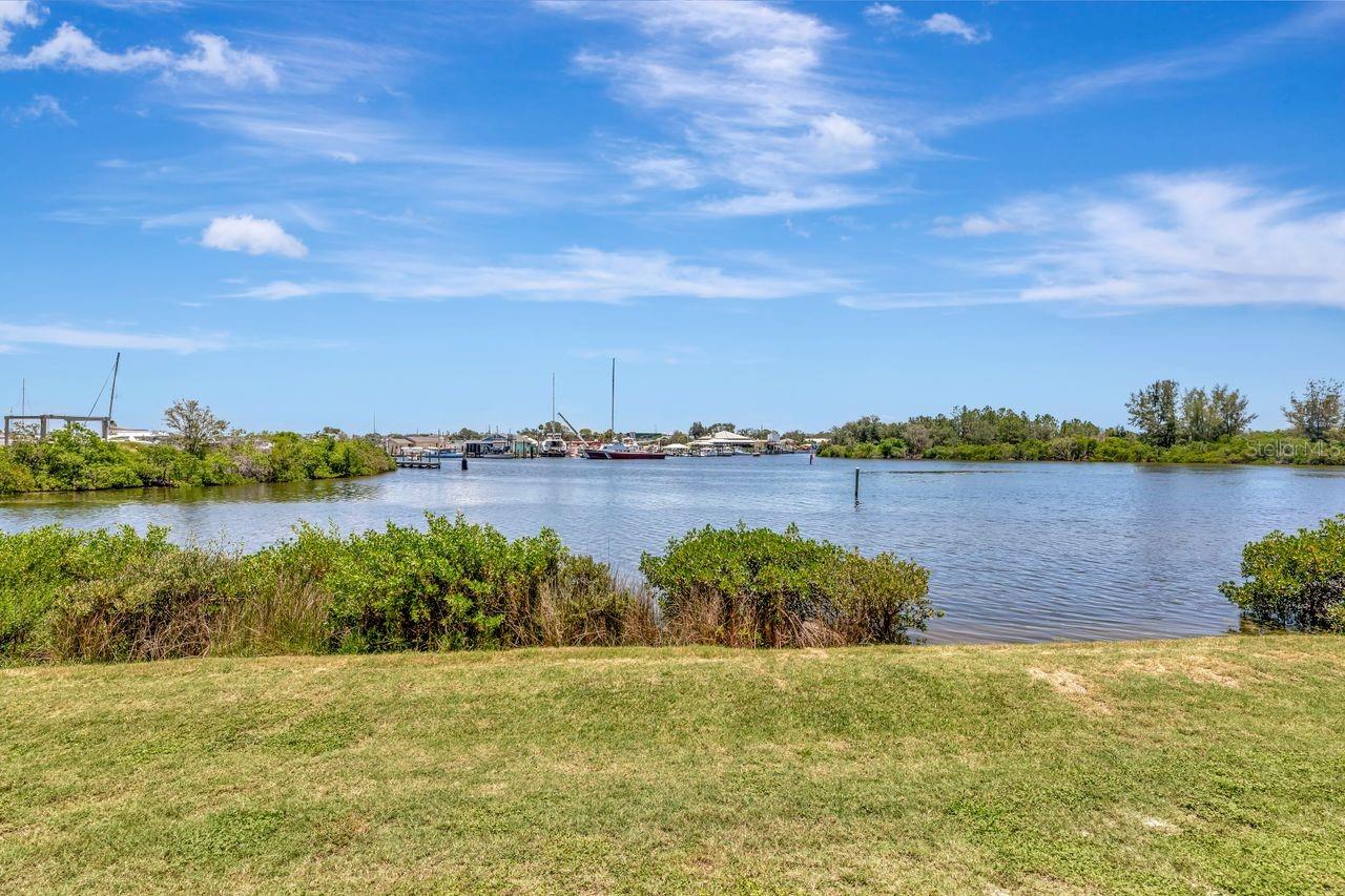 1149 MARINA DR, TARPON SPRINGS, FL, 34689