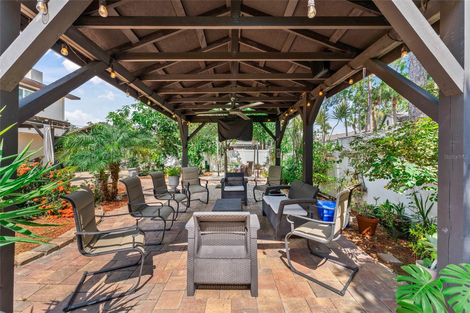 7712 WINGING WAY DR, TAMPA, FL, 33615