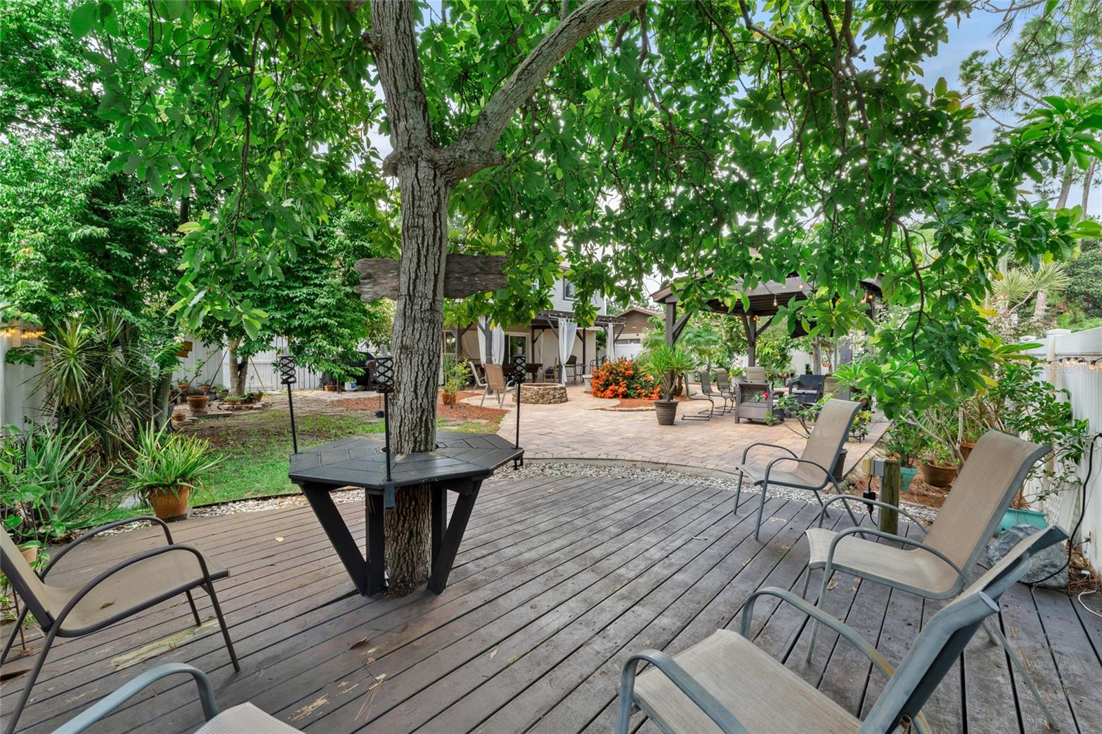 7712 WINGING WAY DR, TAMPA, FL, 33615