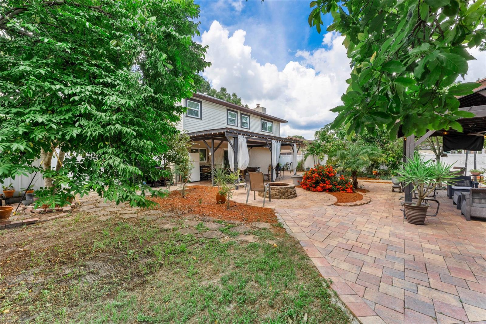 7712 WINGING WAY DR, TAMPA, FL, 33615