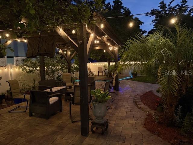 7712 WINGING WAY DR, TAMPA, FL, 33615