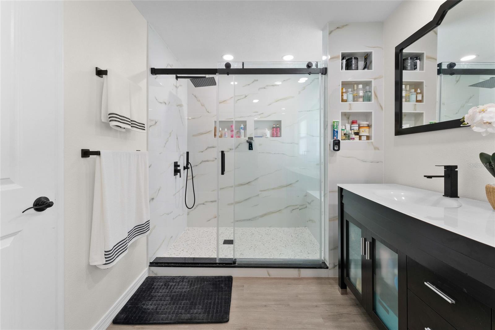 7712 WINGING WAY DR, TAMPA, FL, 33615