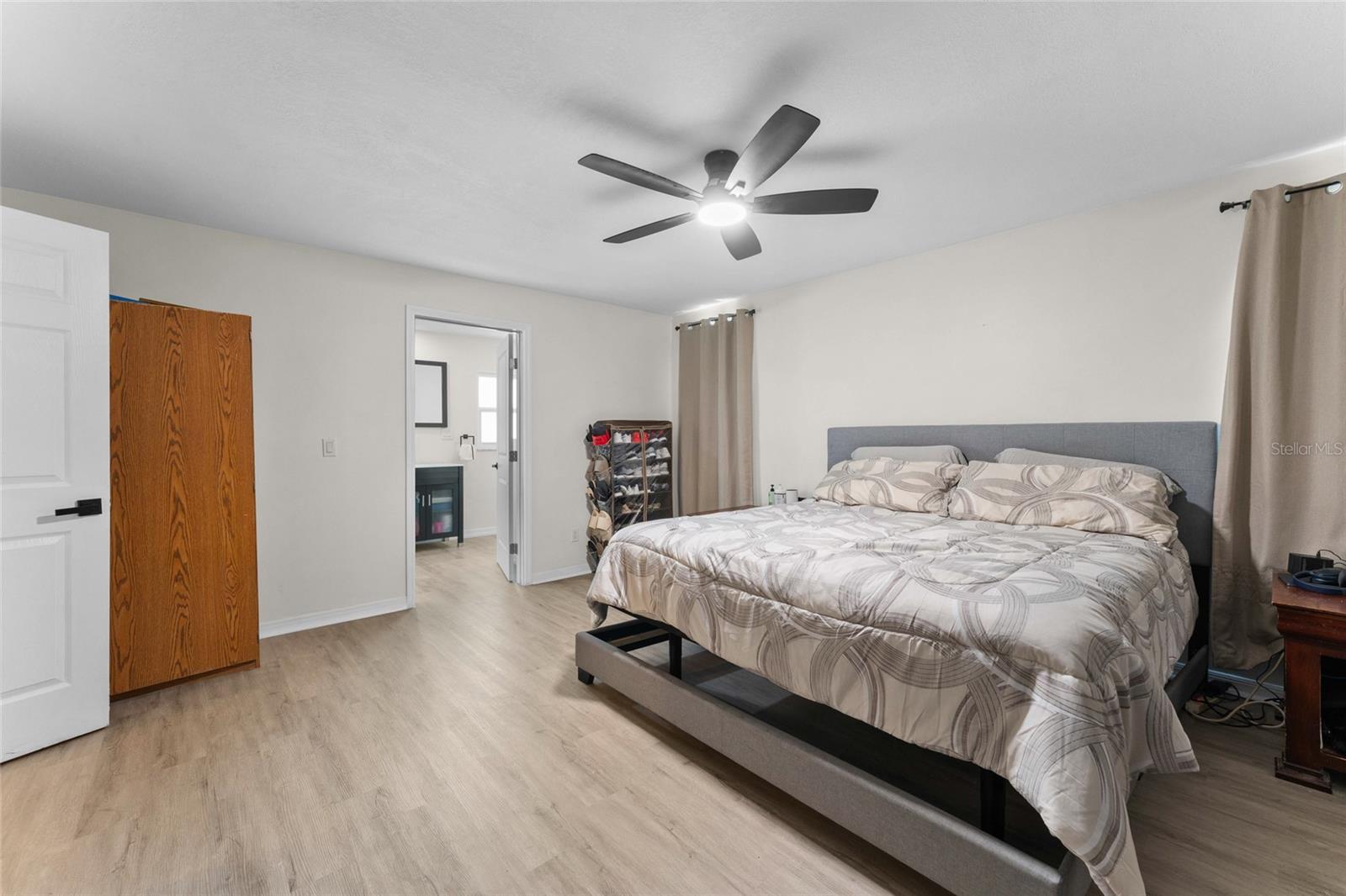 7712 WINGING WAY DR, TAMPA, FL, 33615