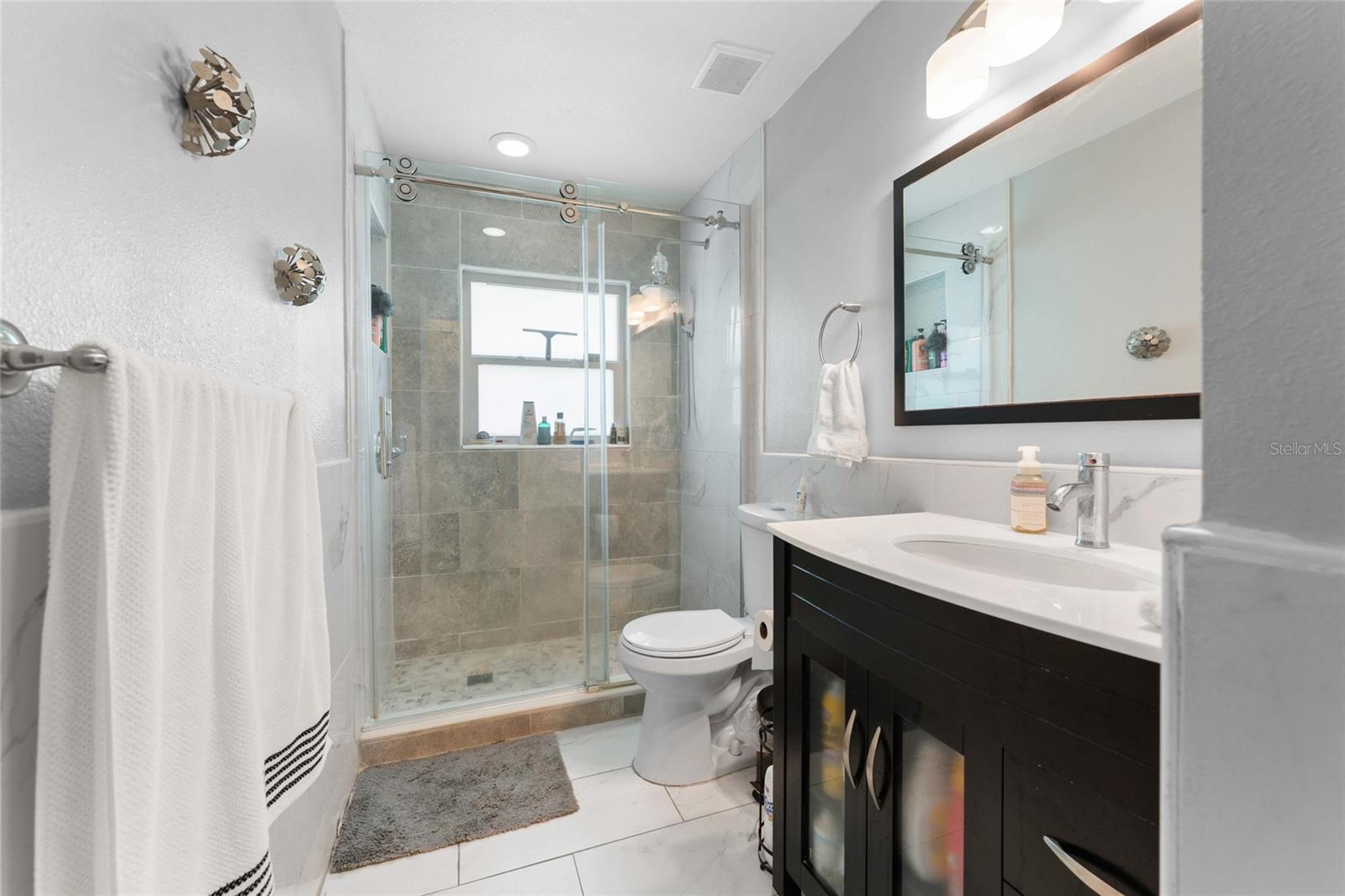 7712 WINGING WAY DR, TAMPA, FL, 33615