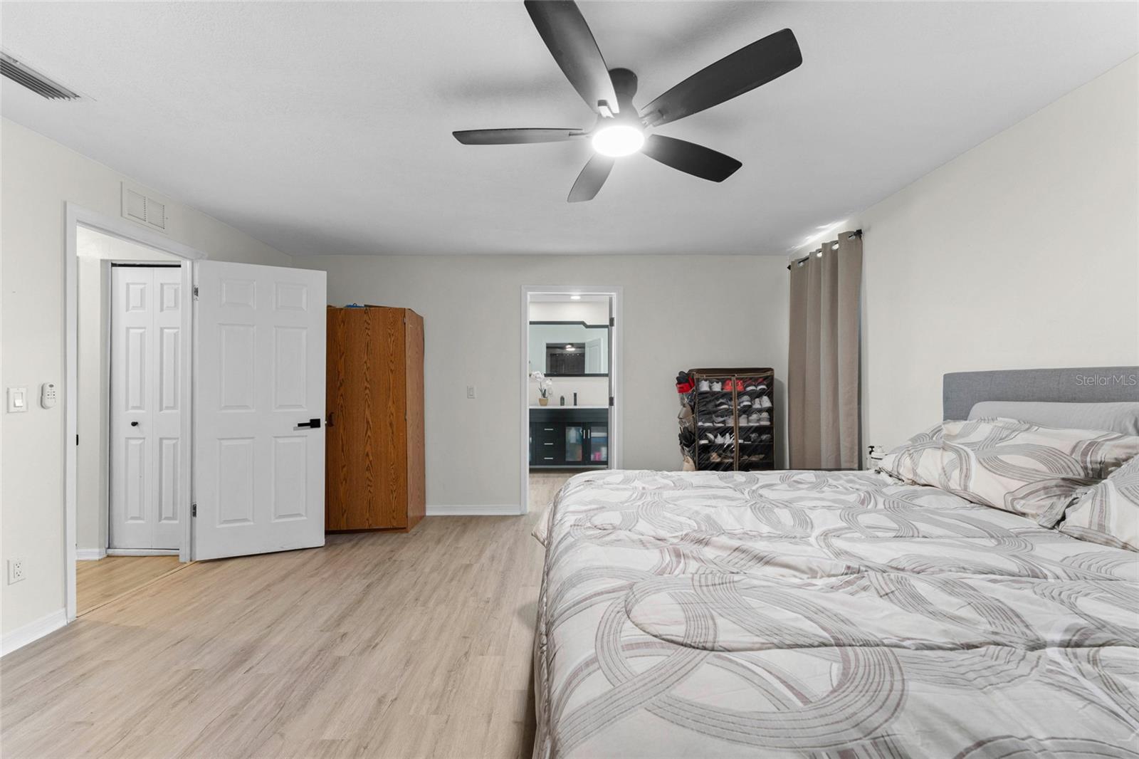 7712 WINGING WAY DR, TAMPA, FL, 33615