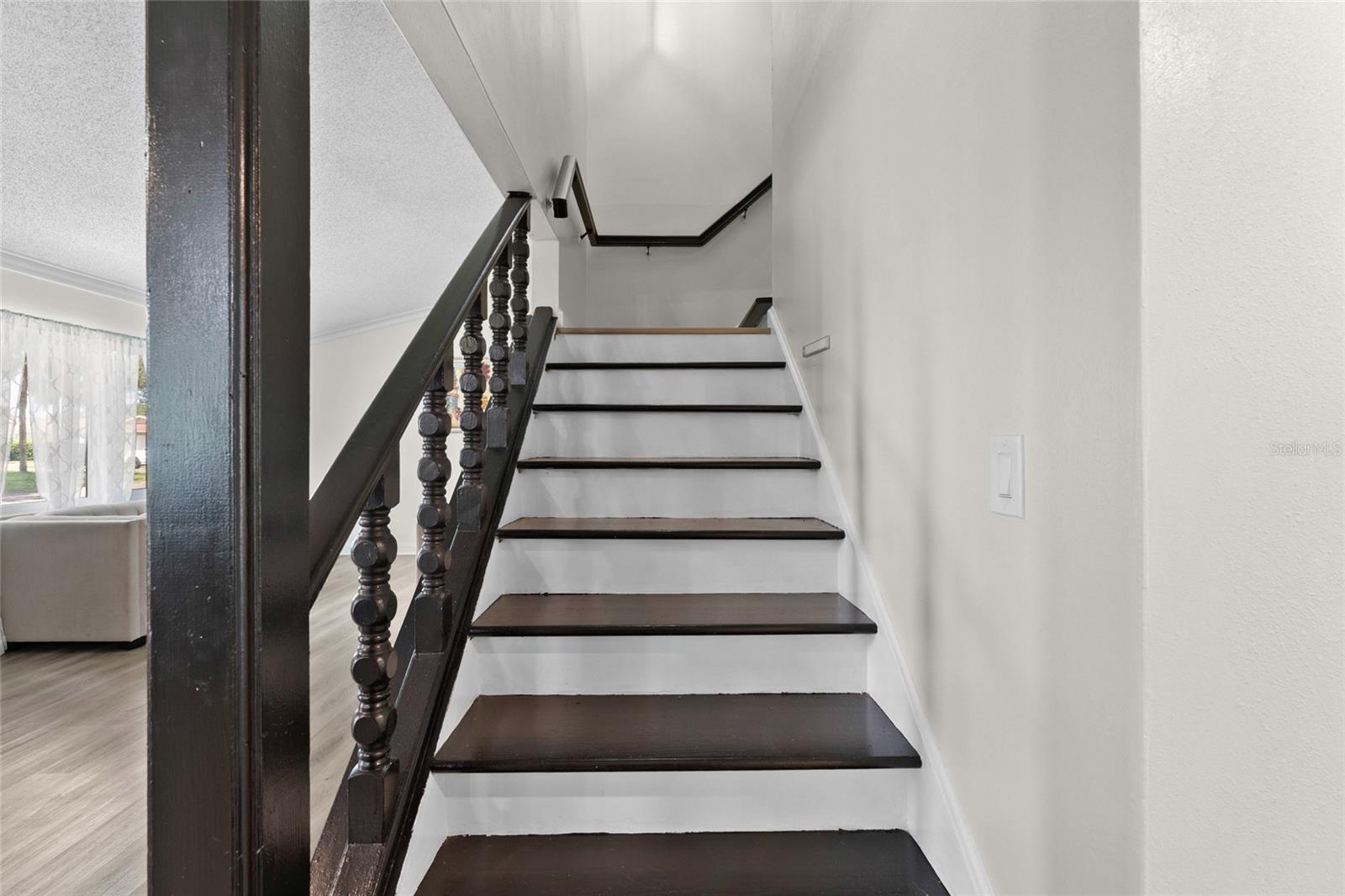 7712 WINGING WAY DR, TAMPA, FL, 33615