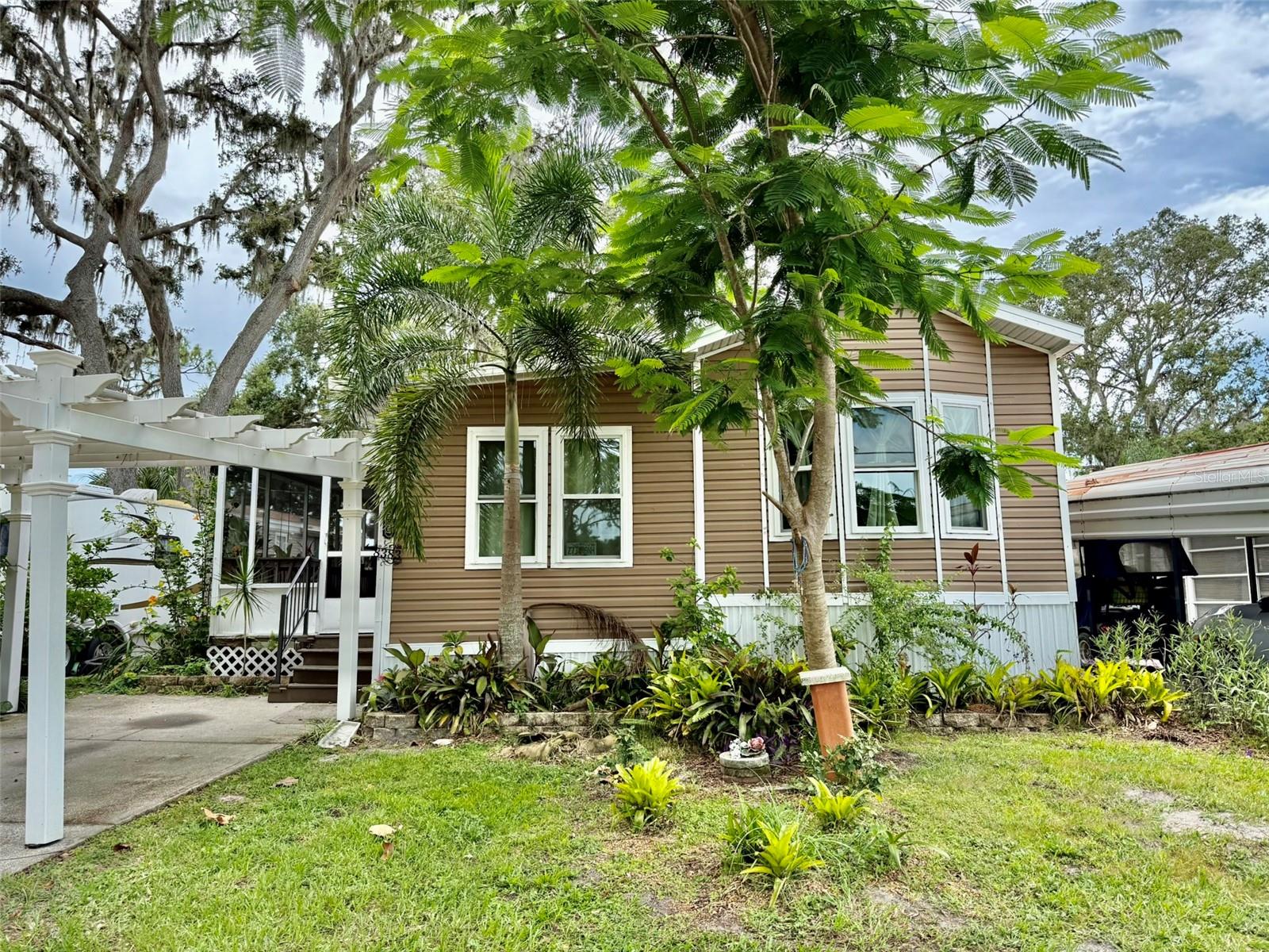 8383 NIGHT OWL DR., RIVERVIEW, FL, 33569