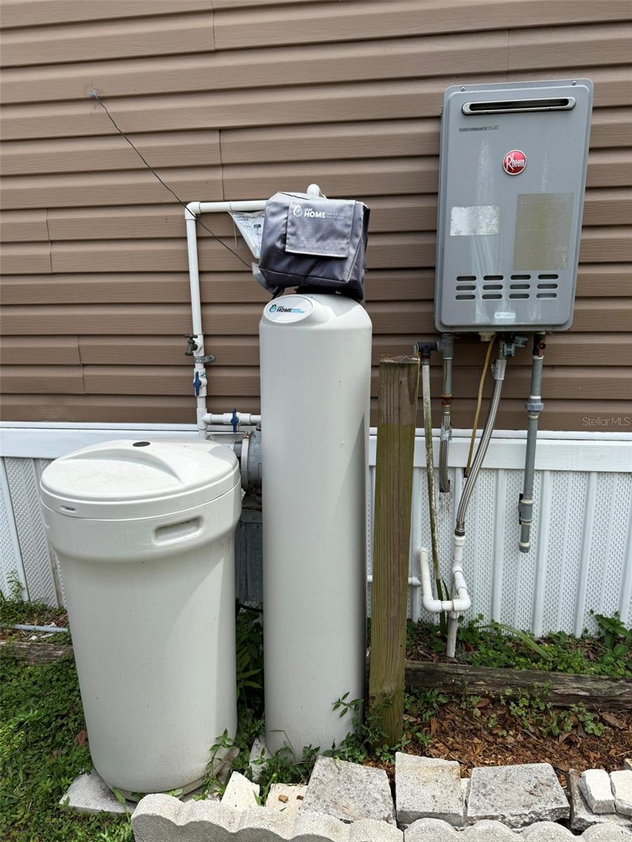 8383 NIGHT OWL DR., RIVERVIEW, FL, 33569