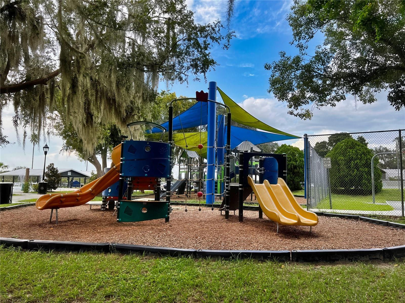 8122 PINE ISLAND RD, CLERMONT, FL, 34711