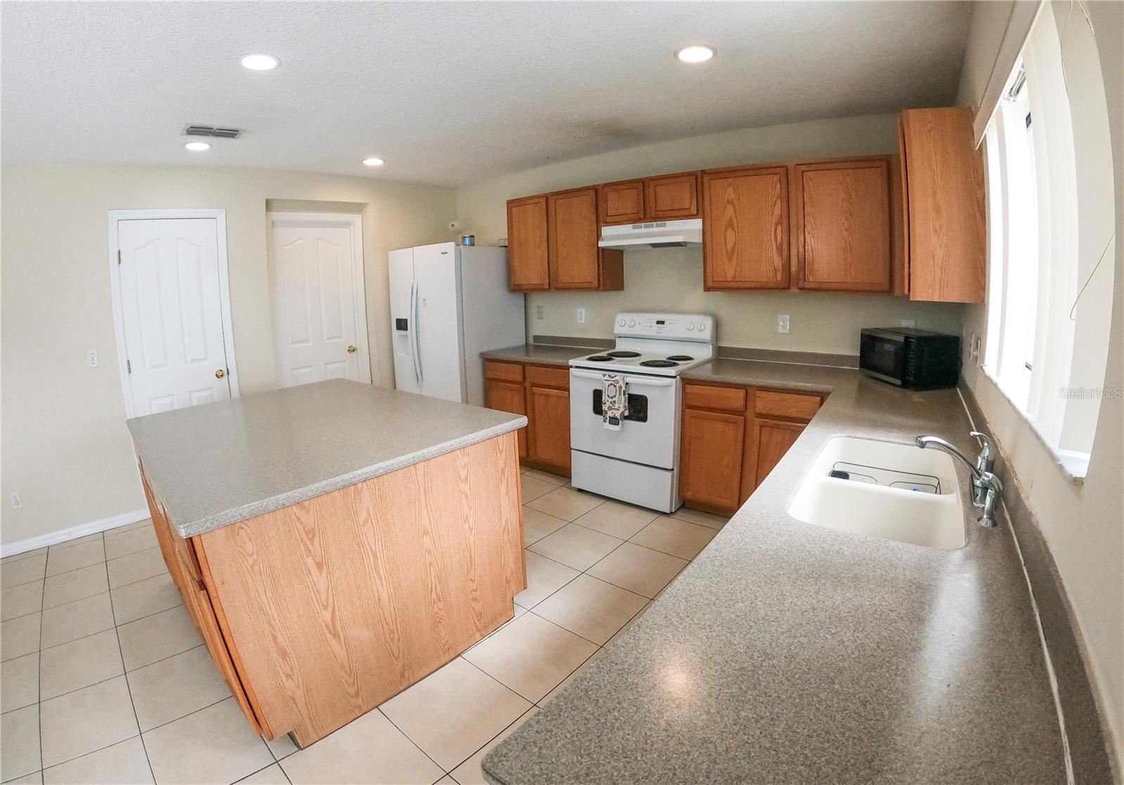 1533 BLUE SKY WAY, CLERMONT, FL, 34714