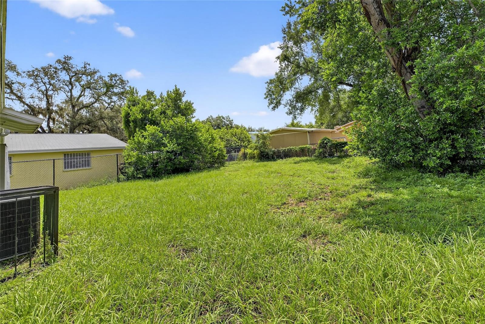 3409 E COMANCHE AVE, TAMPA, FL, 33610