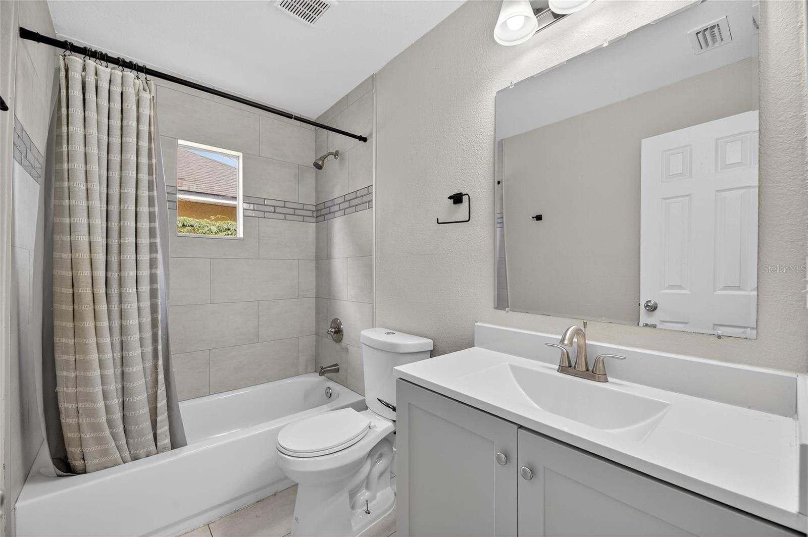 3409 E COMANCHE AVE, TAMPA, FL, 33610