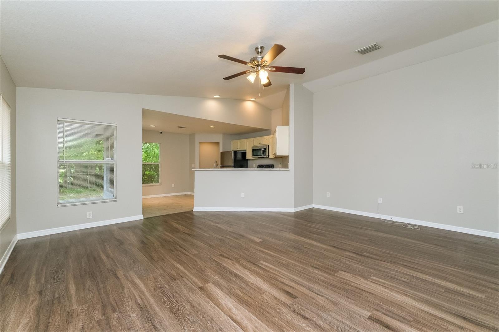 8719 N 48TH ST, TAMPA, FL, 33617