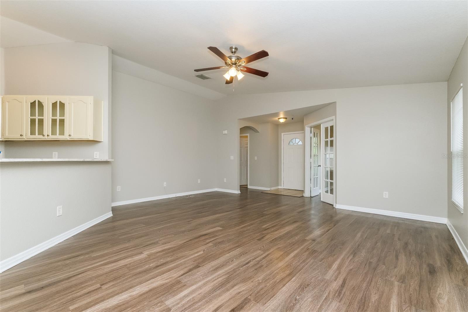 8719 N 48TH ST, TAMPA, FL, 33617