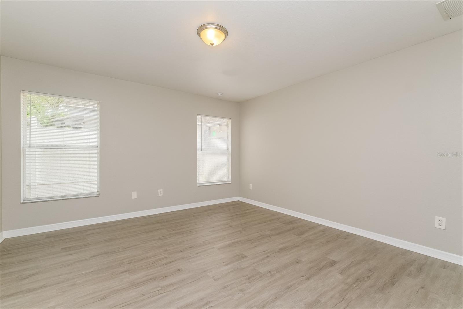 8719 N 48TH ST, TAMPA, FL, 33617