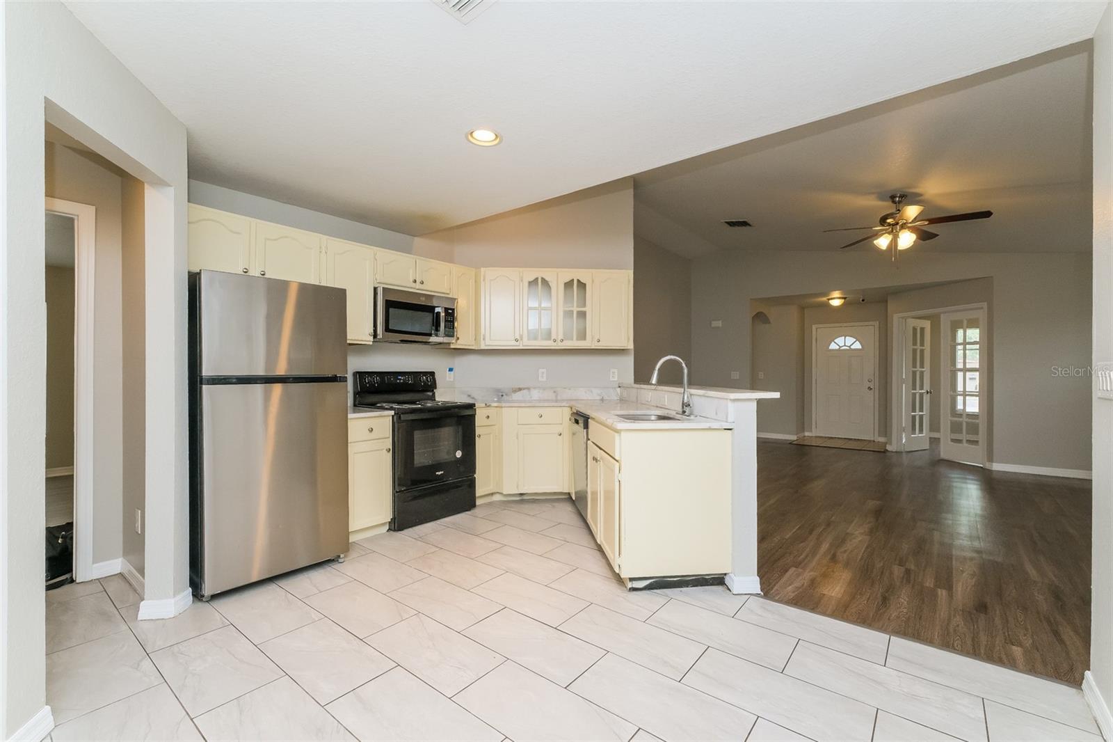 8719 N 48TH ST, TAMPA, FL, 33617