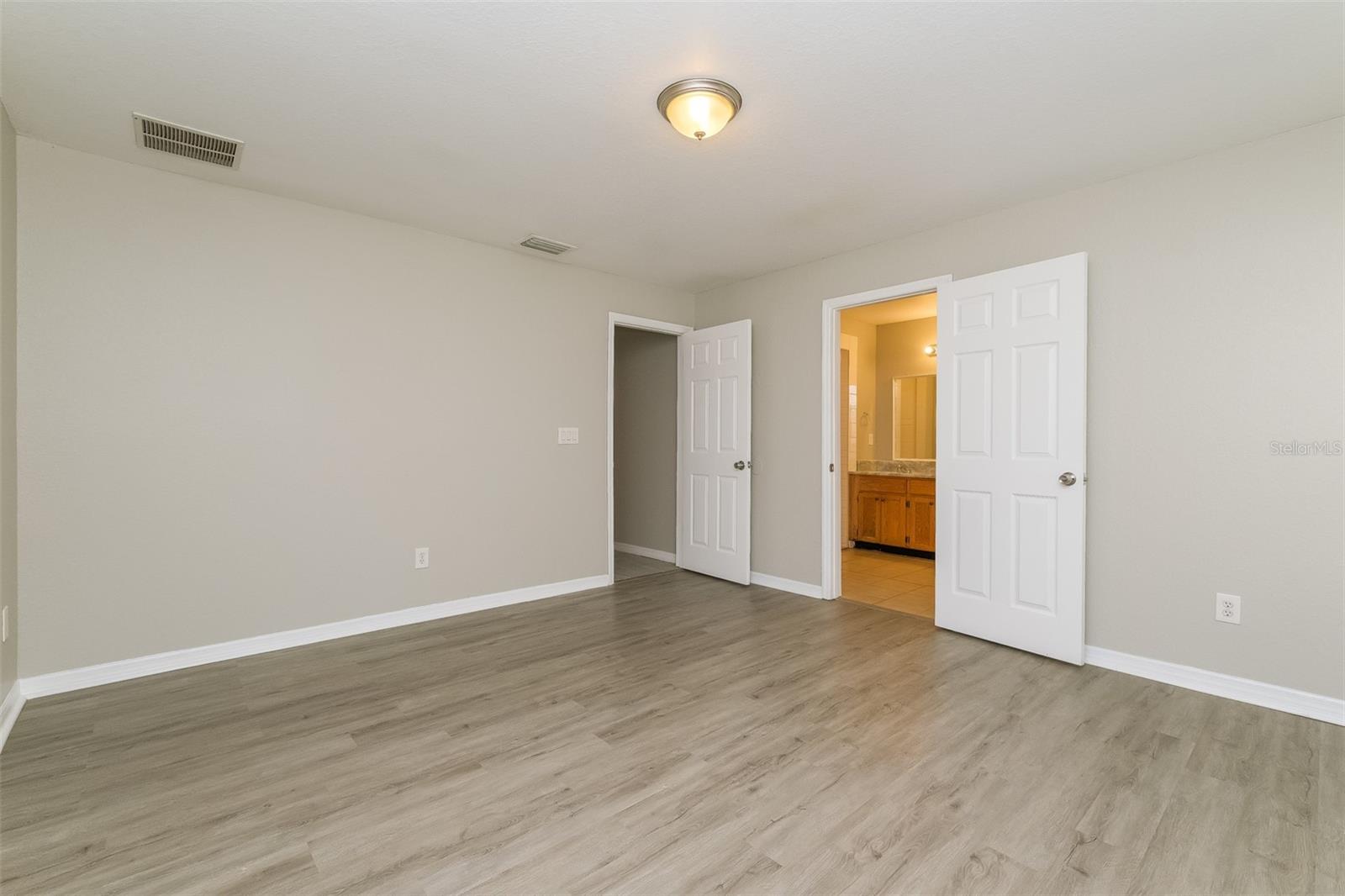 8719 N 48TH ST, TAMPA, FL, 33617