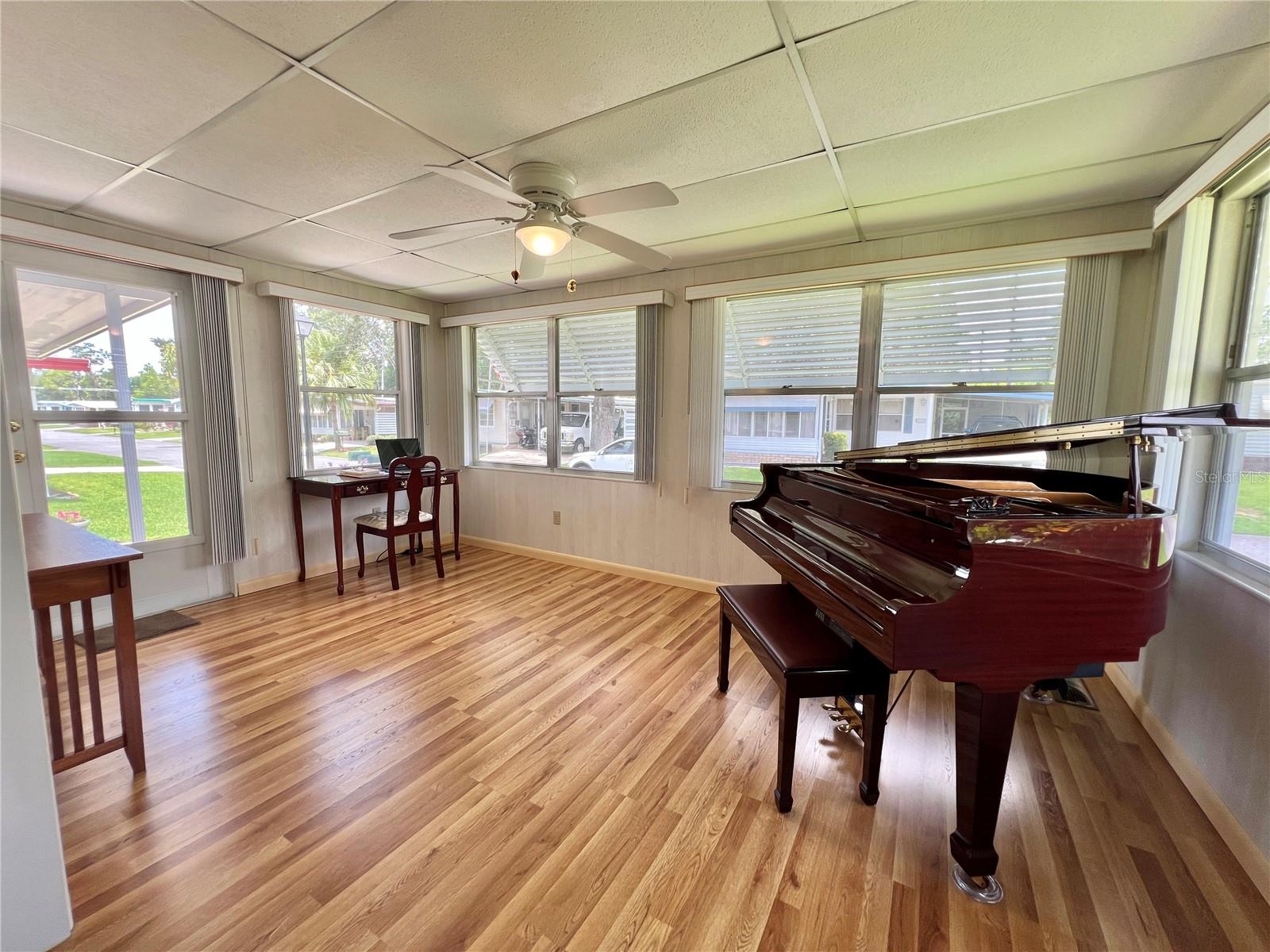 117 CHESTNUT ST, LEESBURG, FL, 34748