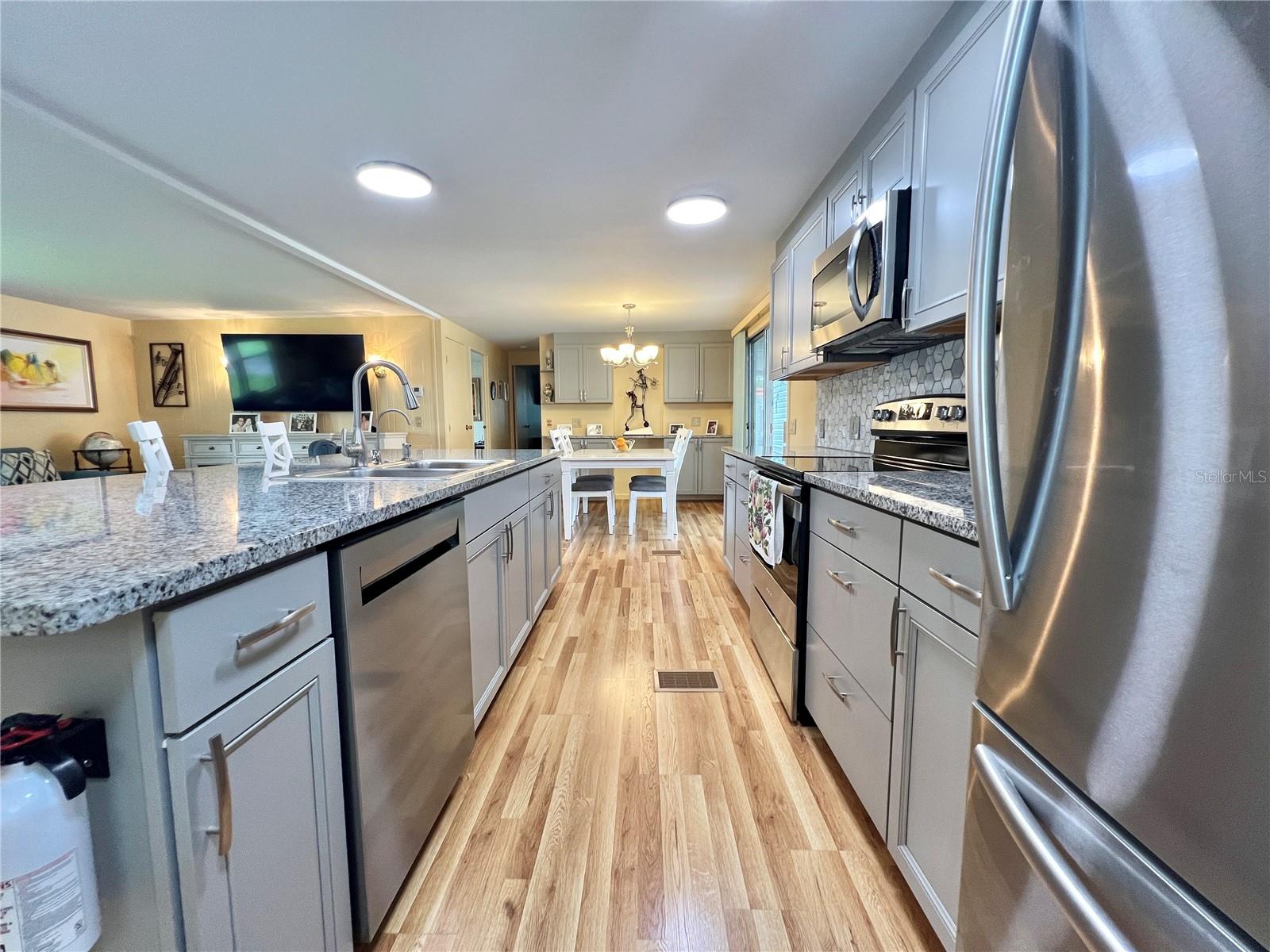 117 CHESTNUT ST, LEESBURG, FL, 34748