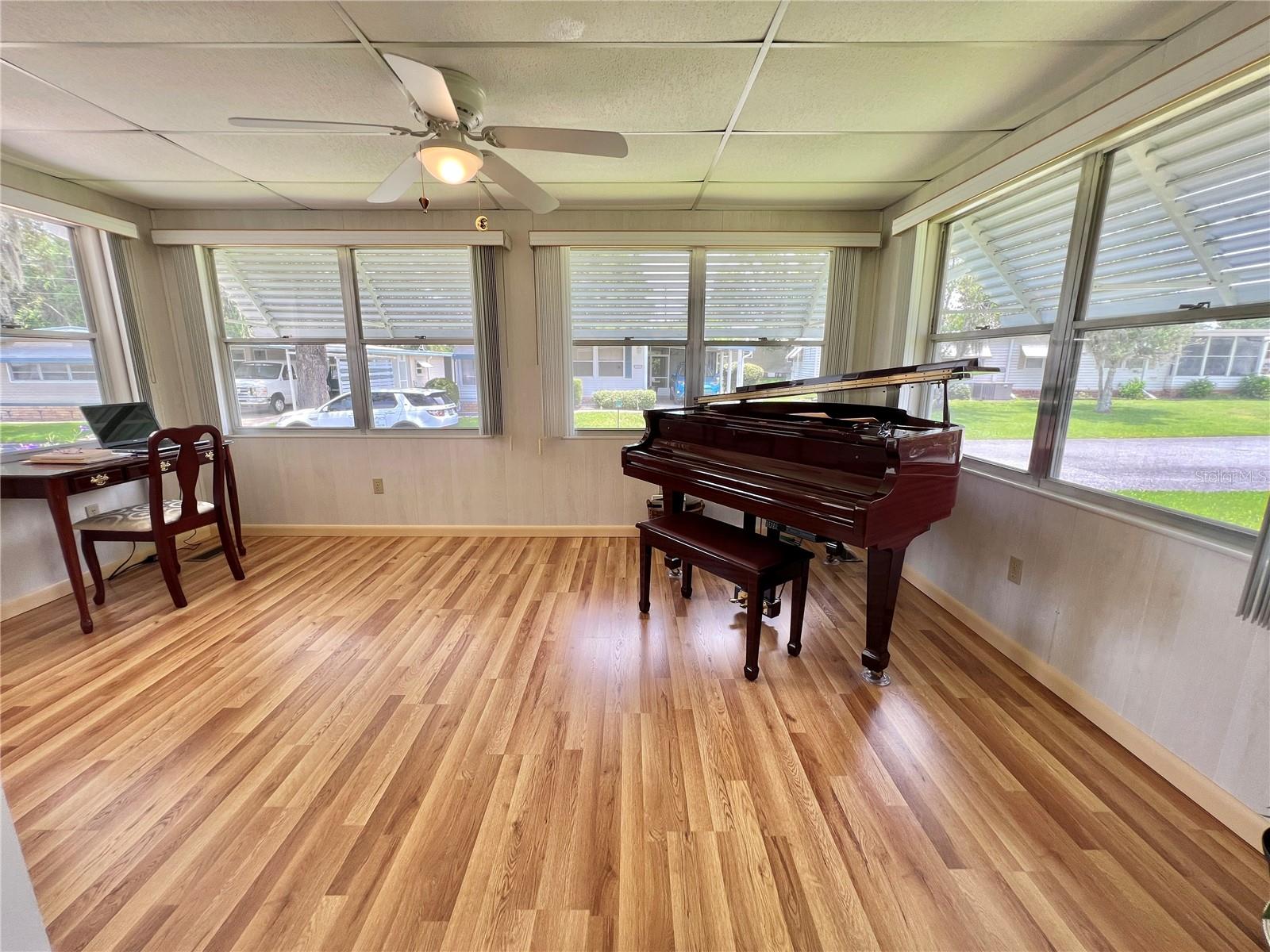 117 CHESTNUT ST, LEESBURG, FL, 34748