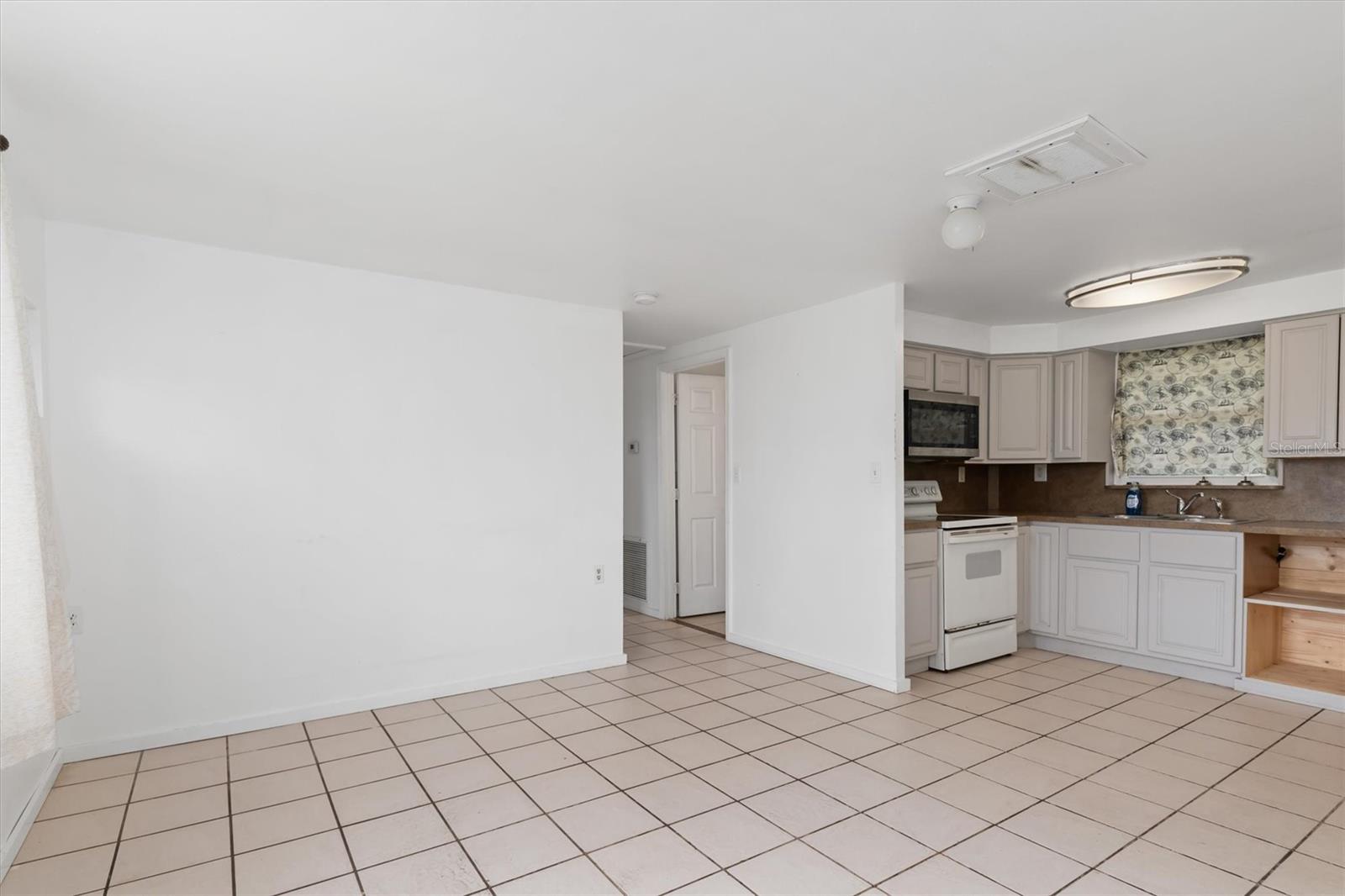 90 W COWLES ST, ENGLEWOOD, FL, 34223