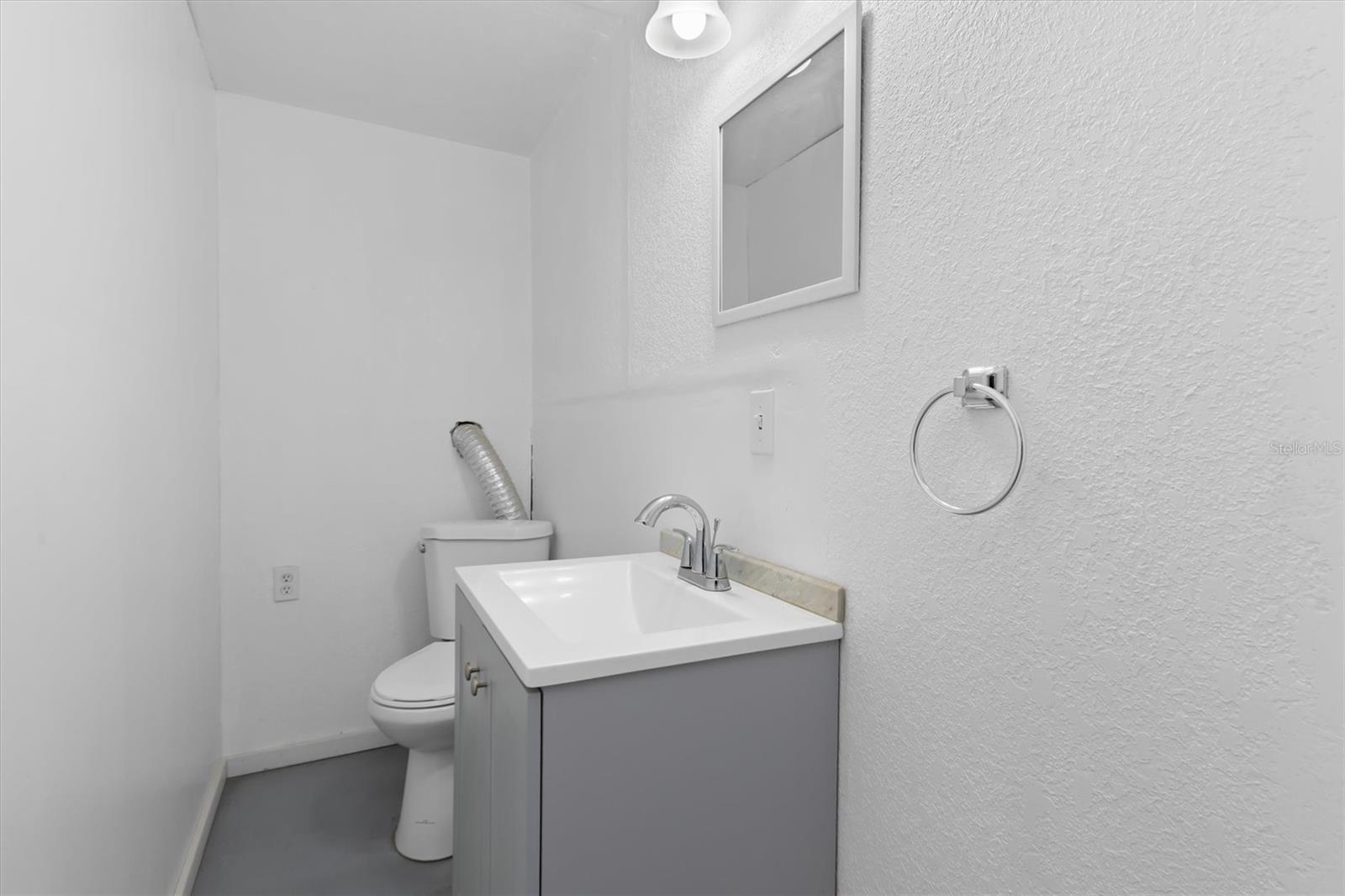 90 W COWLES ST, ENGLEWOOD, FL, 34223