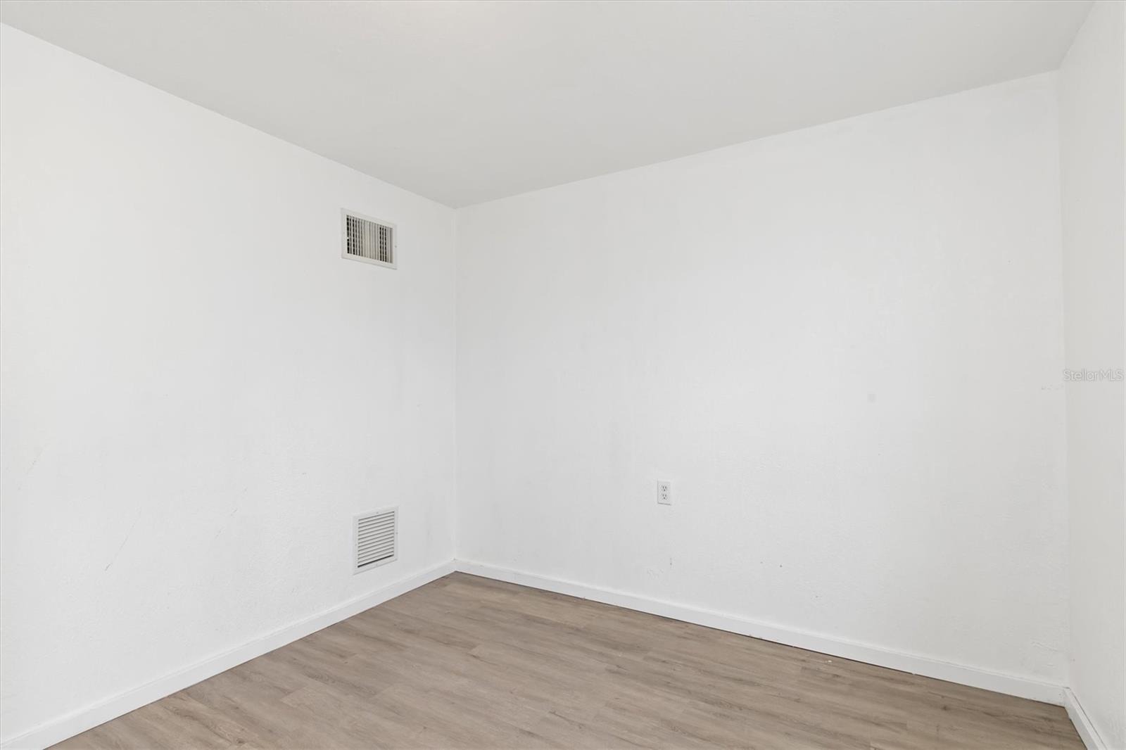 90 W COWLES ST, ENGLEWOOD, FL, 34223