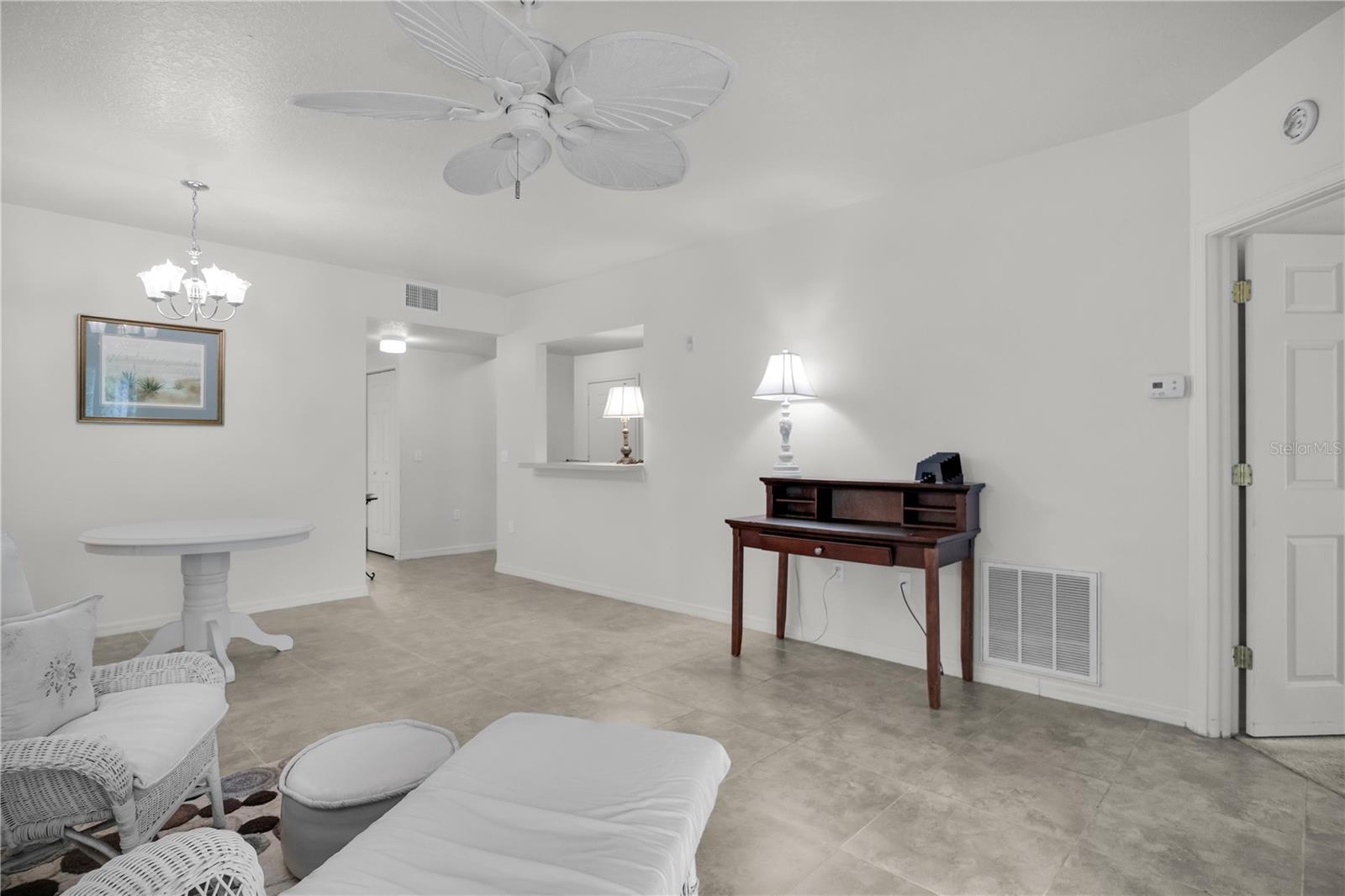 6433 CYPRESSDALE DR #102, RIVERVIEW, FL, 33578