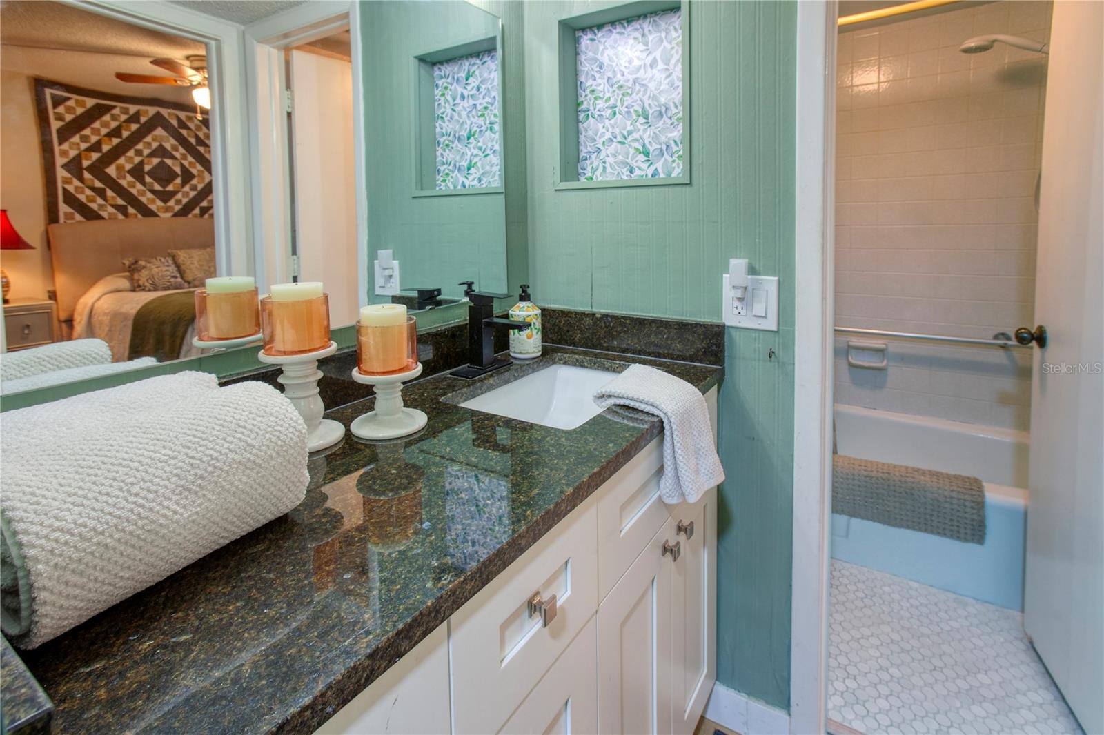 TB8407366 Property Photo