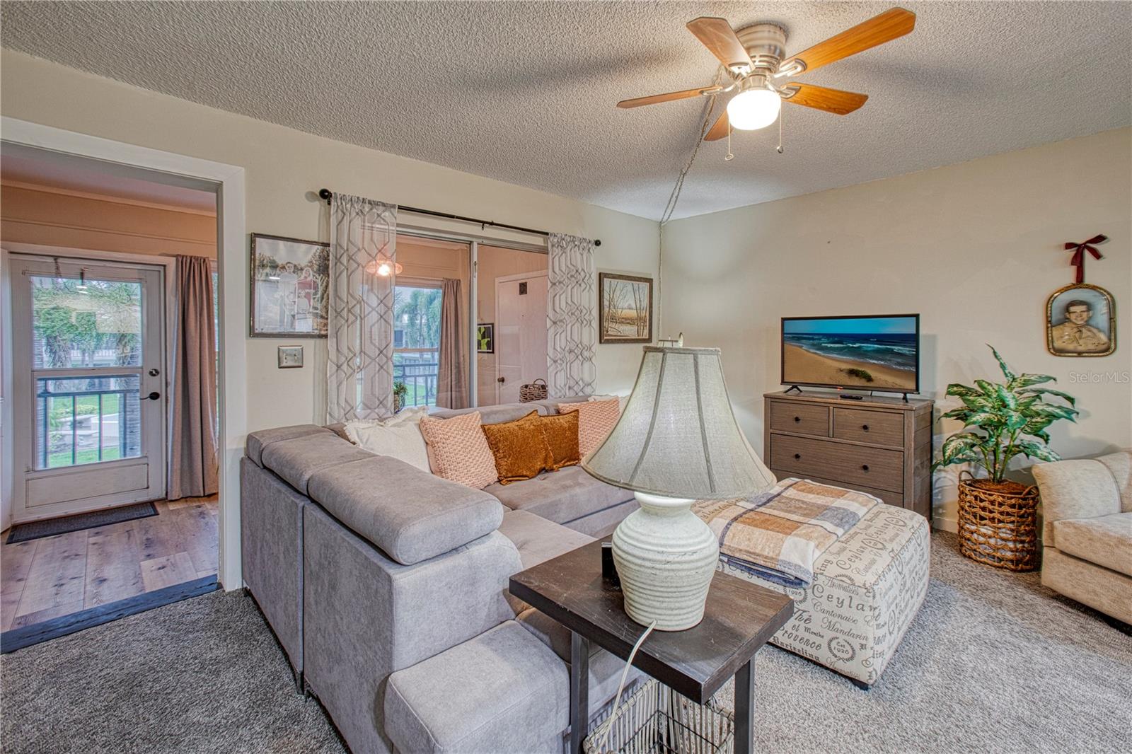 TB8407366 Property Photo